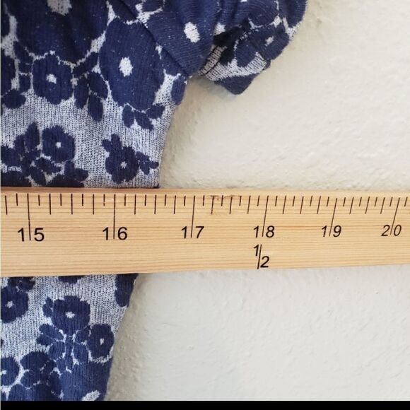 Anthropologie Floral T-Shirt    - Picture 7 of 11